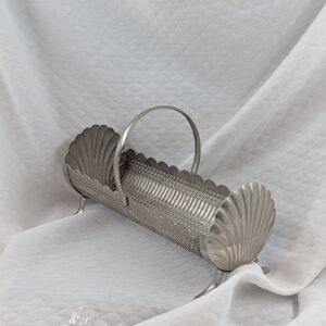 1960s Vintage Leonard Silverplate Coastal Cracker Crib